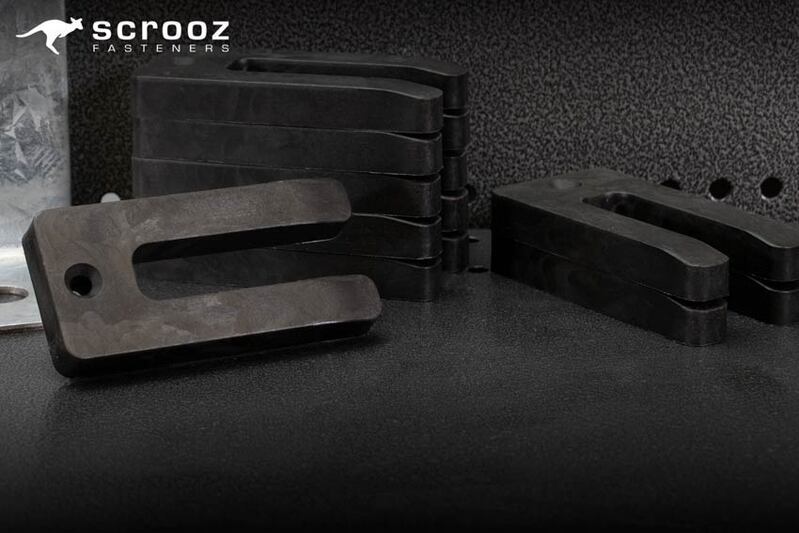 Horseshoe Packers Black 10mm x 75mm Pack 100