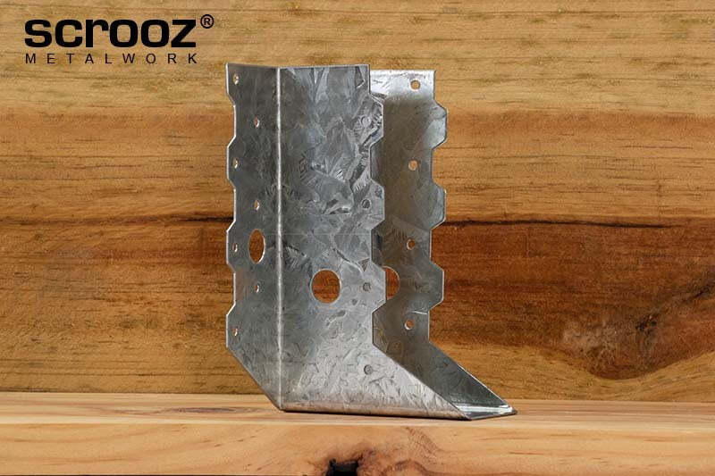 Joist hangers 140 x 35mm Gal Box 40