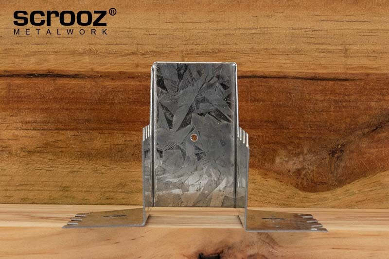 Joist hangers 180 x 50mm Gal Box 30