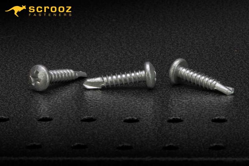 8g x 25mm Panhead Tek Screws Bi-Metal 304 CTN 1000