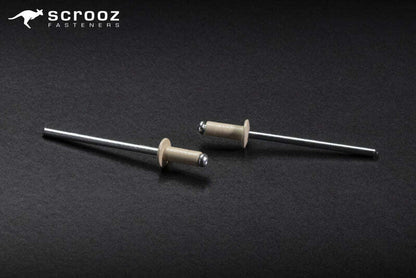 Classic Cream Rivets #54 Trade Box 500