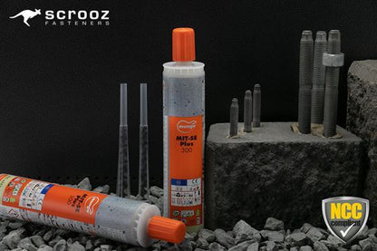 Internal Thread Studs BZP M8 x 90mm Box 25